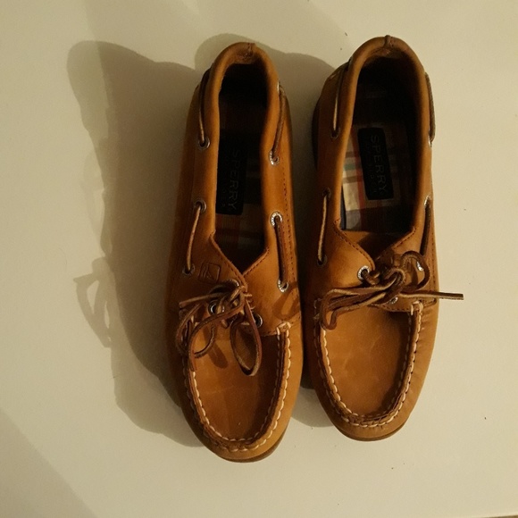 Sperry Boat Shoes - Picture 2 of 2